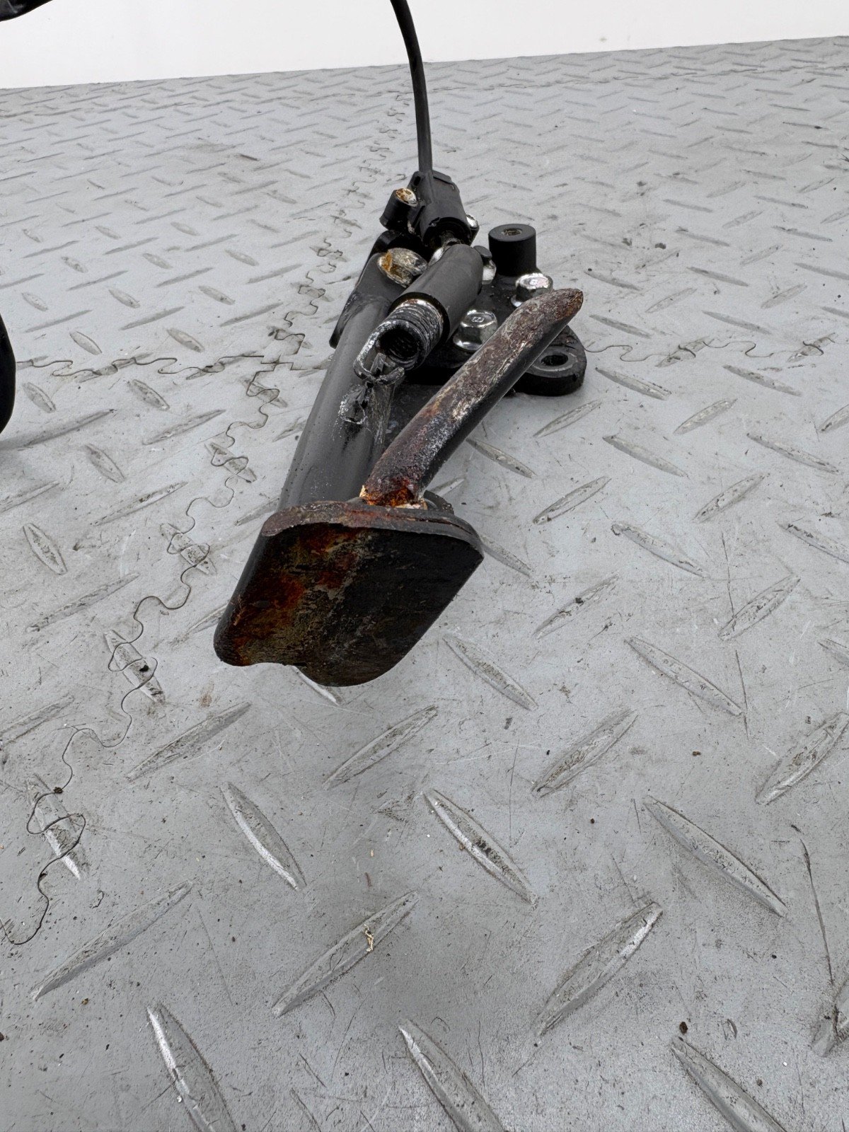 YAMAHA MT-09 MT09 RN69 2022 KICK STAND SIDE STAND & SENSOR - Image 4
