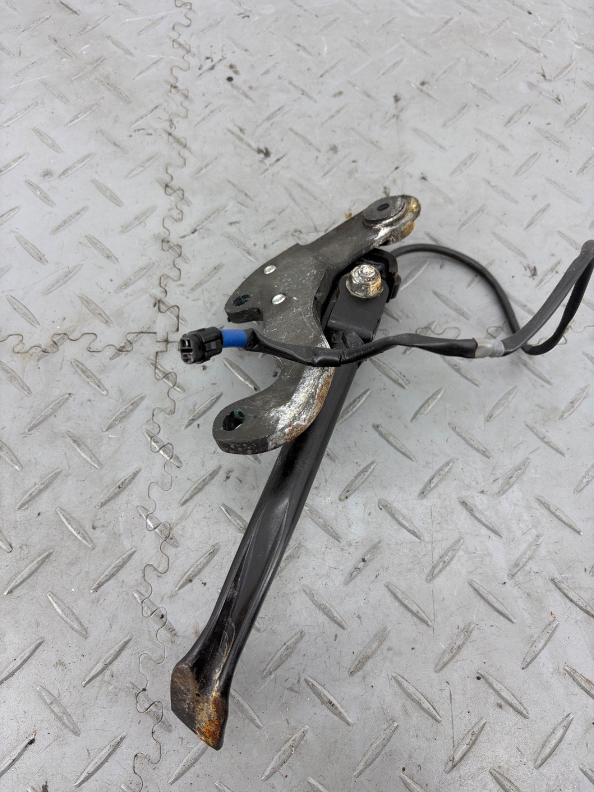 YAMAHA MT-09 MT09 RN69 2022 KICK STAND SIDE STAND & SENSOR - Image 6