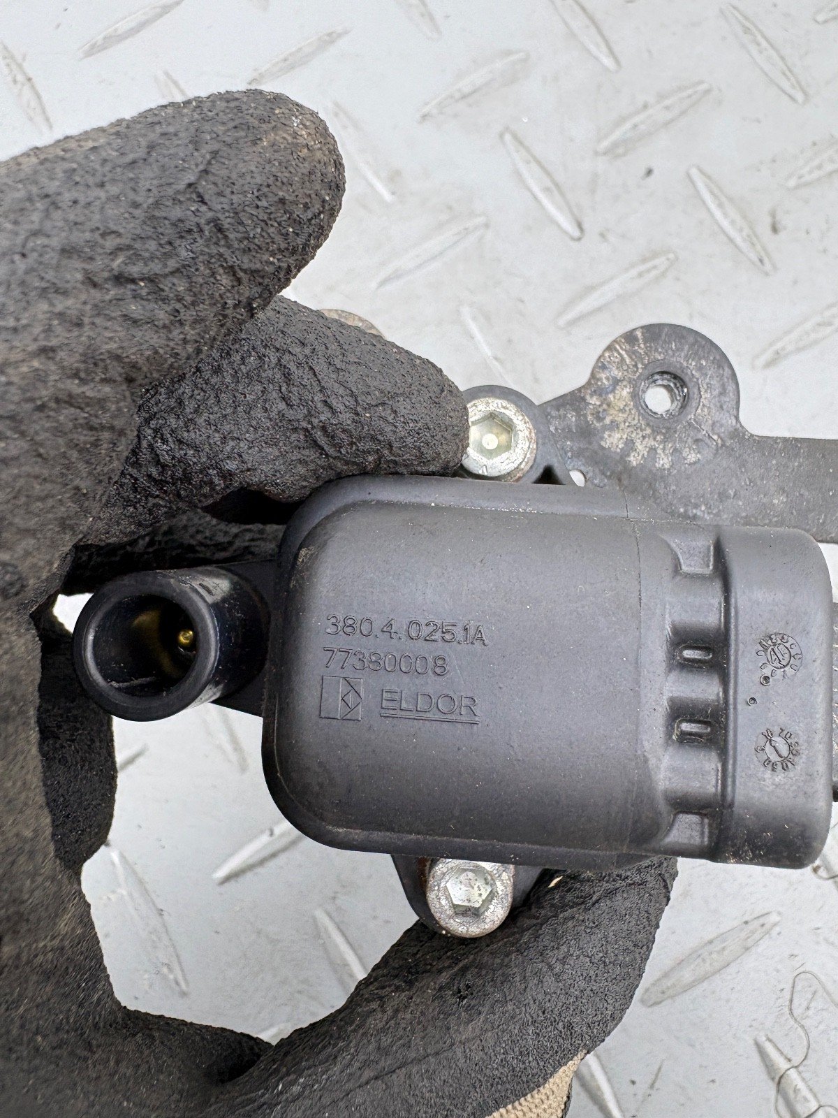 DUCATI MULTISTRADA 1200 2017 IGNITION COIL PAIR 38040251A - Image 4