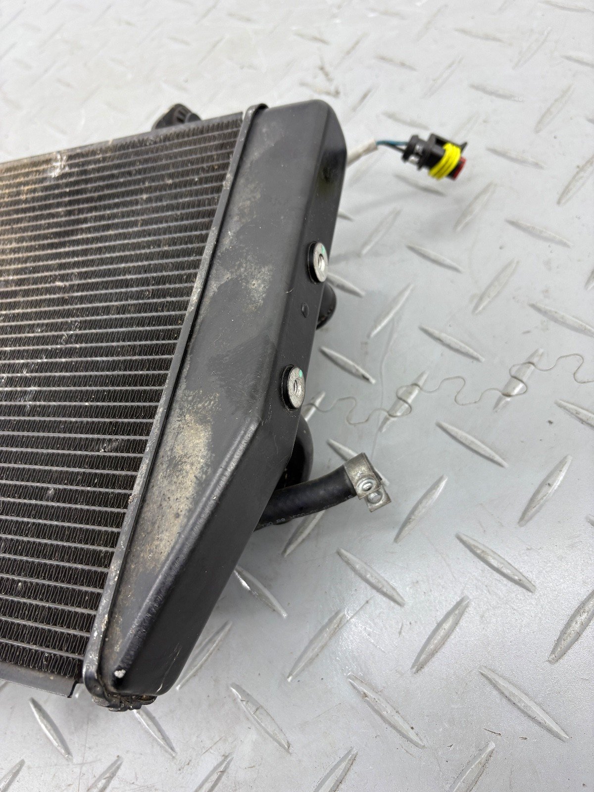 DUCATI MULTISTRADA 1200 2017 WATER COOLING COOLER RADIATOR & FAN 54810563A - Image 5