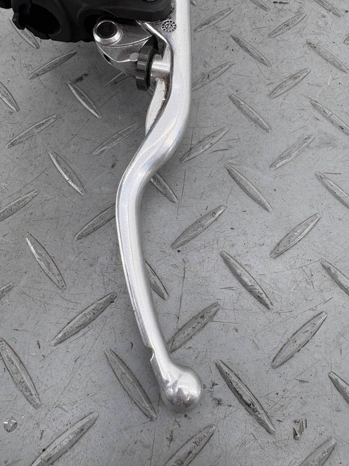 KTM ADVENTURE 890 2021 FRONT BRAKE MASTER CYLINDER - Image 7