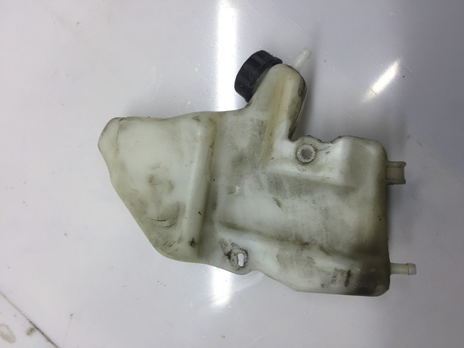 KAWASAKI GTR 1400 2009 EXPANSION TANK - Image 2