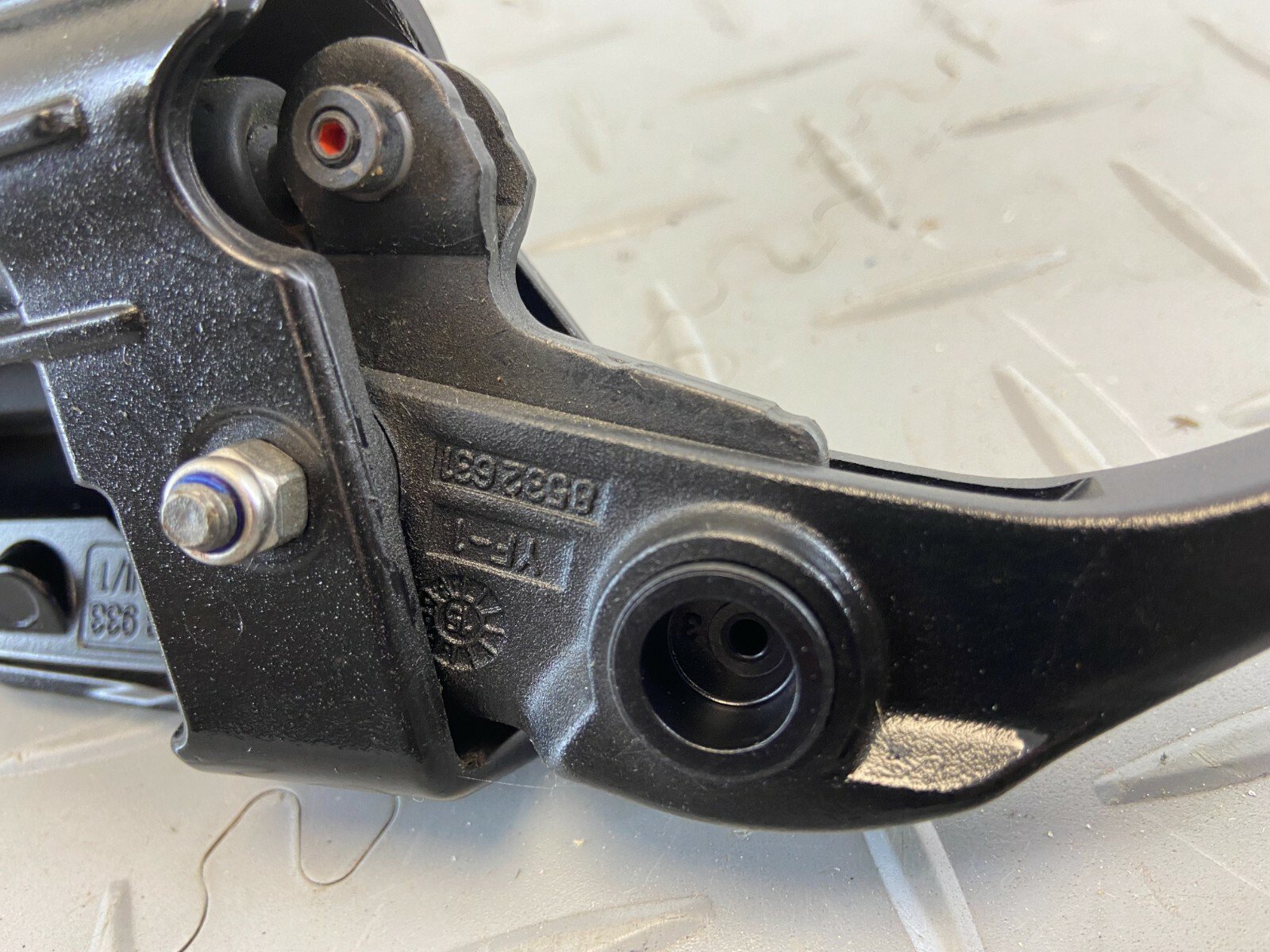 BMW R1200GS LC 2013 - 2018 K50 K51 FRONT BRAKE MASTER CYLNDER PUMP N2 - Image 7