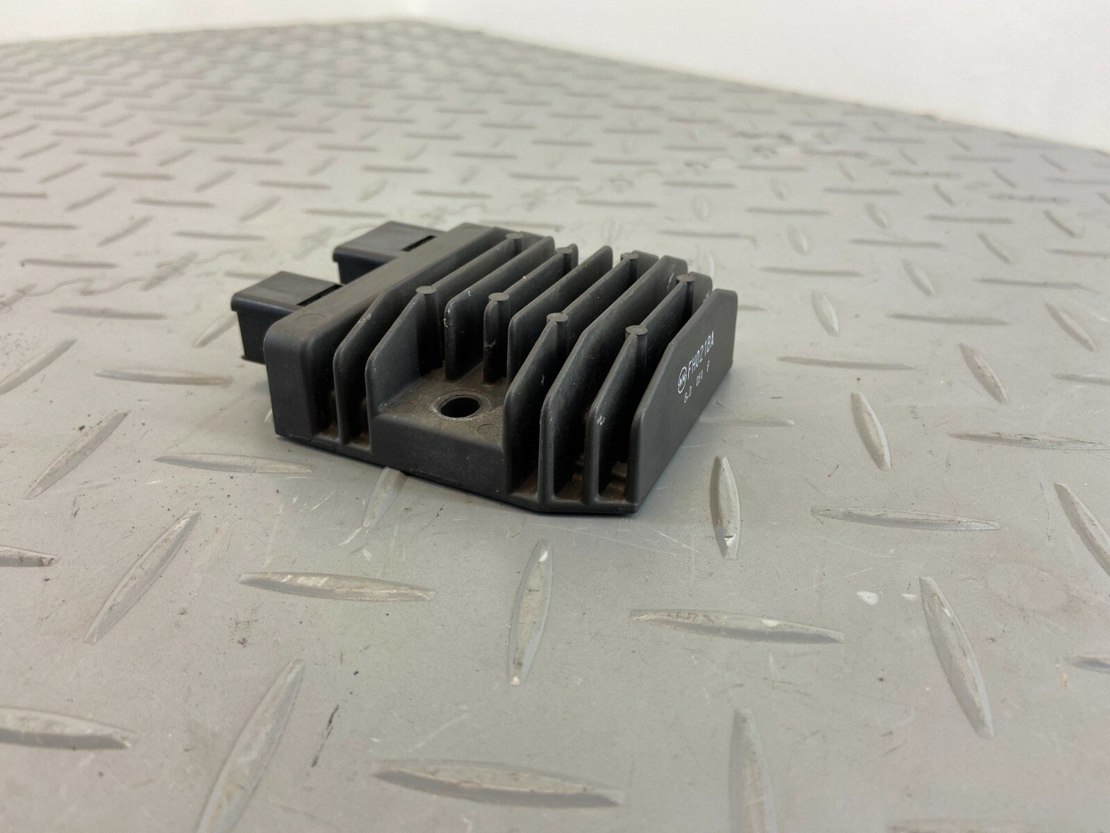 Honda NC750X / NC 750 X 2018 VOTAGE REGULATOR RECTIFIER FH021BA N1 - Image 6