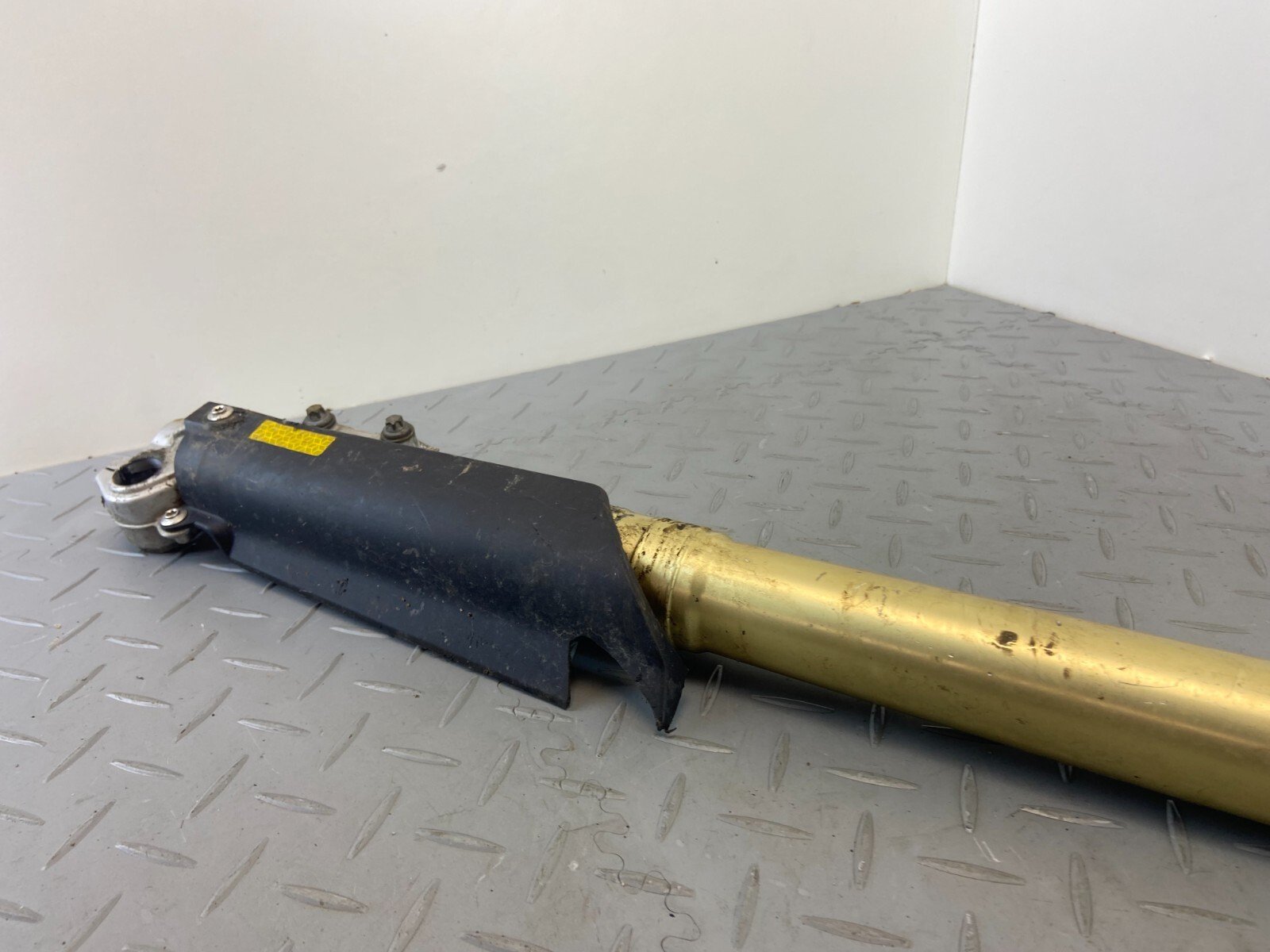 BMW F800GS 2014 RH RIGHT FORK LEG (SPARE OR REPAIR) - Image 20