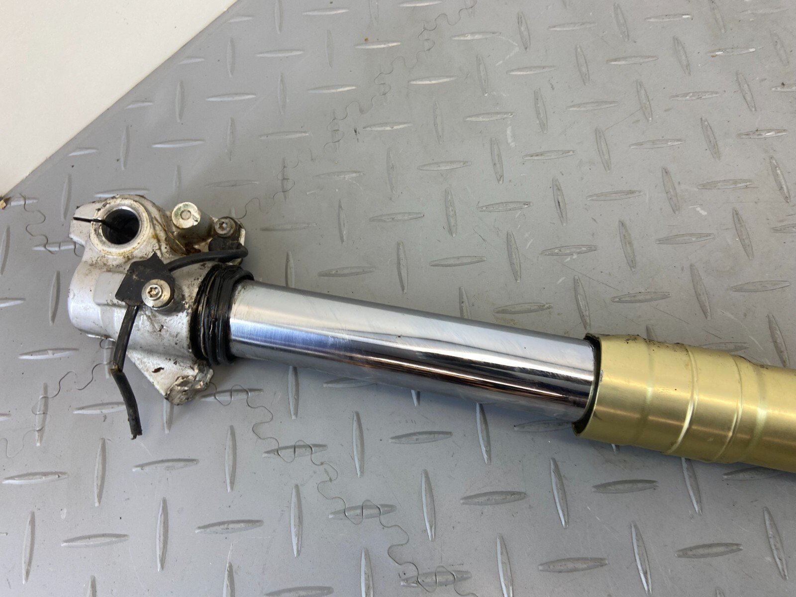 BMW F800GS 2014 LH LEFT FORK LEG (SPARE OR REPAIR) - Image 5