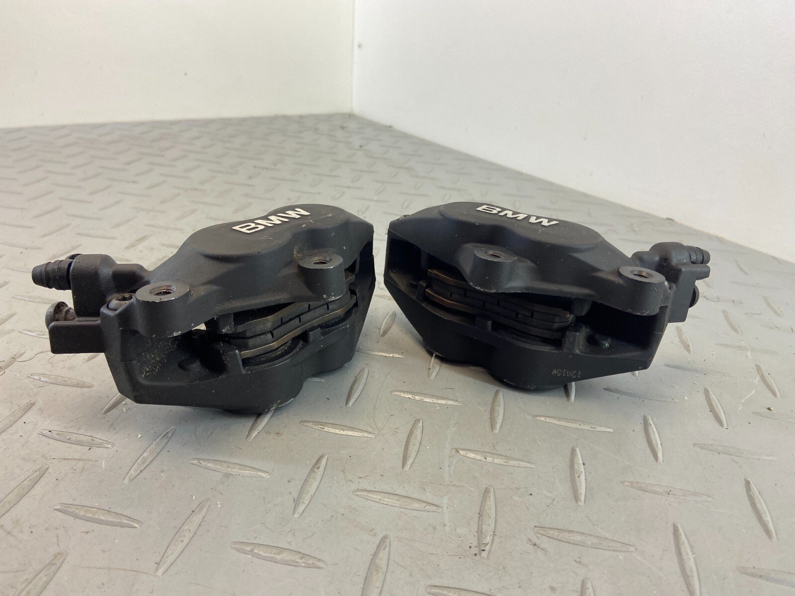 BMW R1200GS GS AC K25 2011 FRONT BRAKE CALIPER PAIR RIGHT & LEFT - Image 2