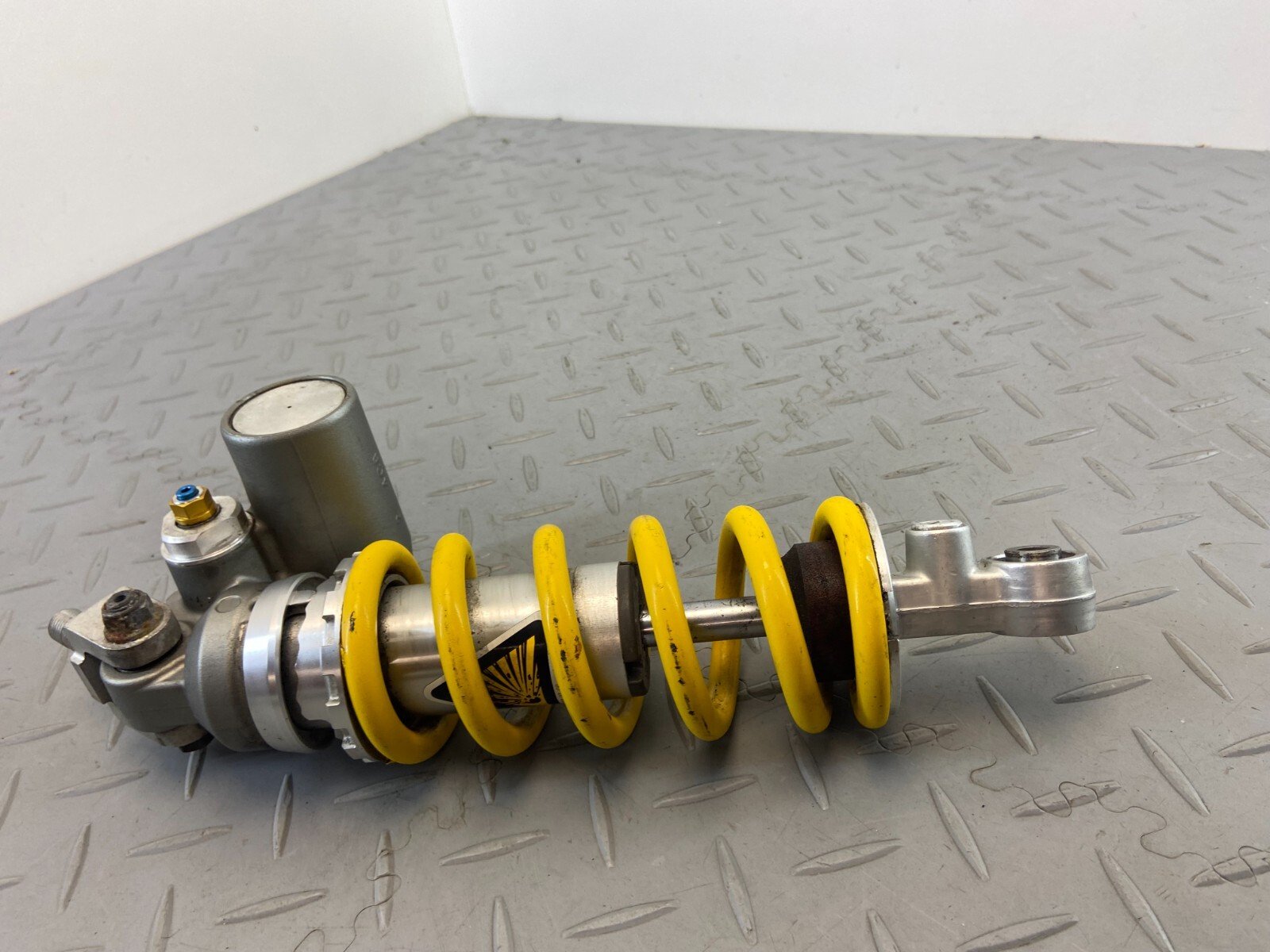 YAMAHA YZF-R1 2008 REAR SHOCK ABSORBER SUSPENSION - Image 2