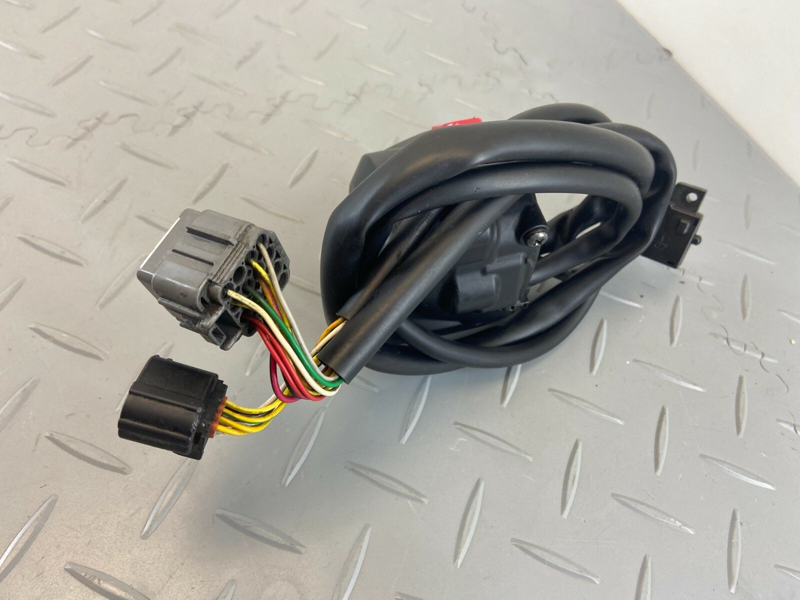 TRIUMPH TIGER EXPLORER 1200 2012 RIGHT SWITCH CONTROL RH - Image 4