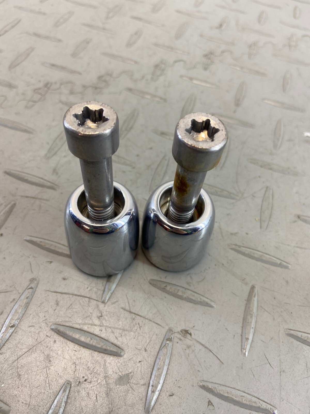 BMW R18 K34 2021 END BAR WEIGHT SLIDERS PAIR CHROME - Image 3