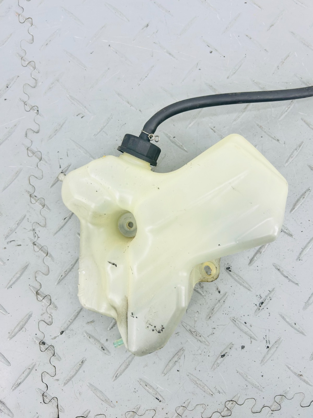 KAWASAKI ZX-14 ZZR 1400 ZZR1400 ZX1400 2017 COOLANT OVERFLOW TANK 430780556 - Image 3