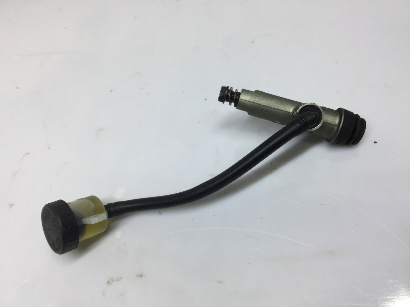DUCATI PANIGALE 1199 2014 REAR BRAKE MASTER PUMP CYLINDER - Image 2