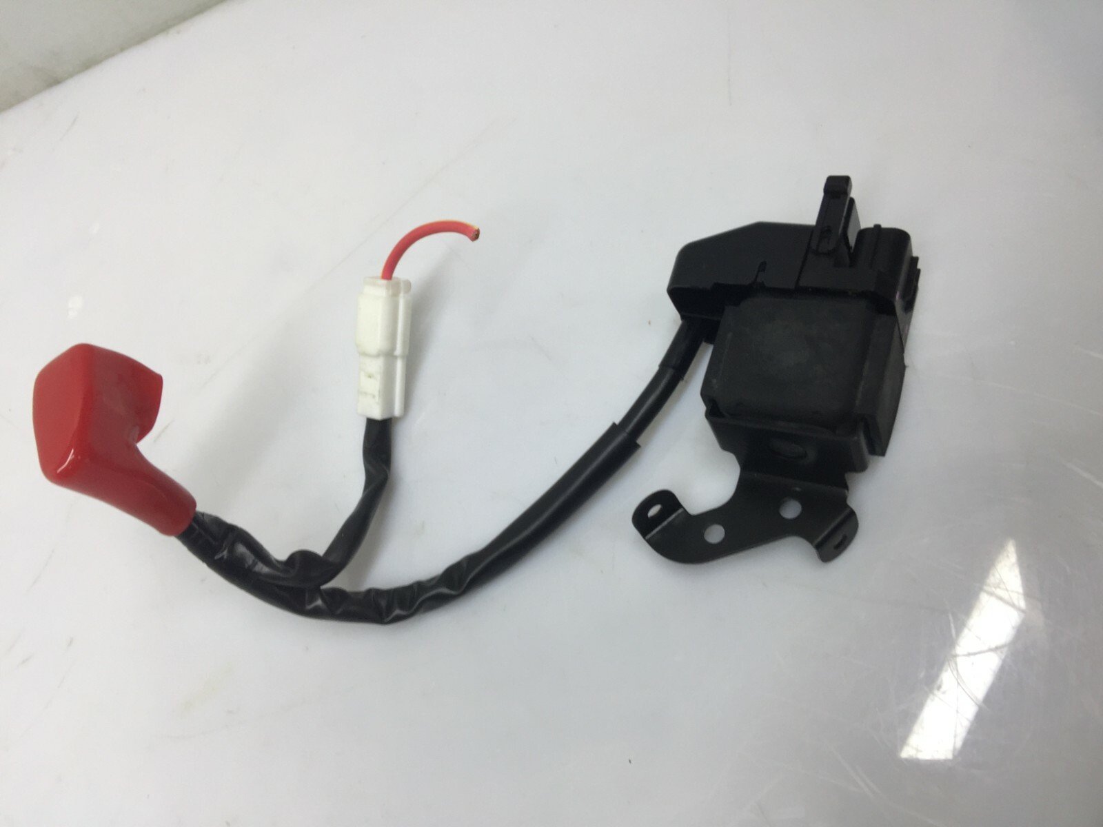 KAWASAKI Z900 ZR900 2018 STARTER RELAY SELENOID - Image 4