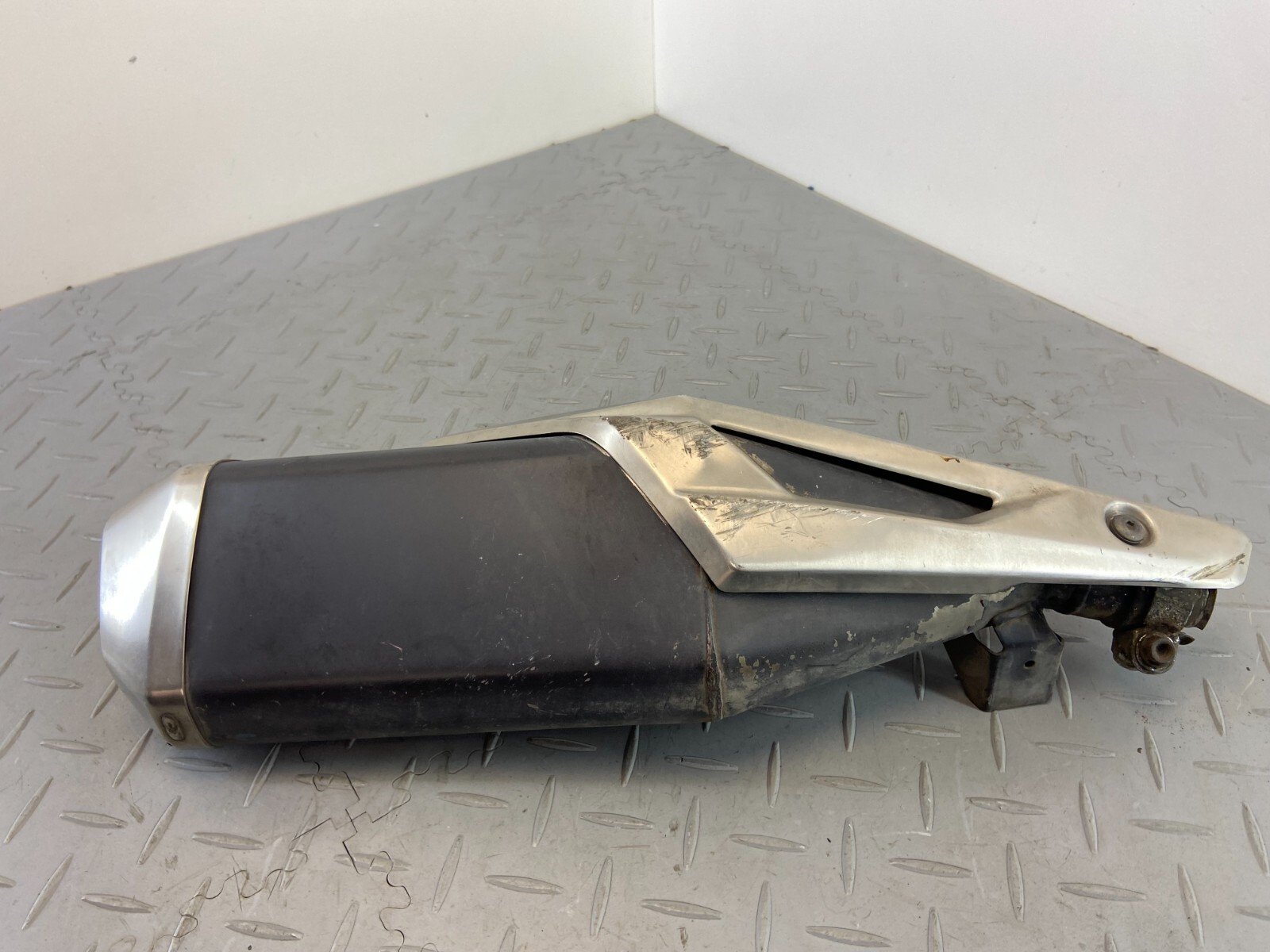 Honda NC750X / NC 750 X 2018 OEM EXHAUST SILENCER - Image 2