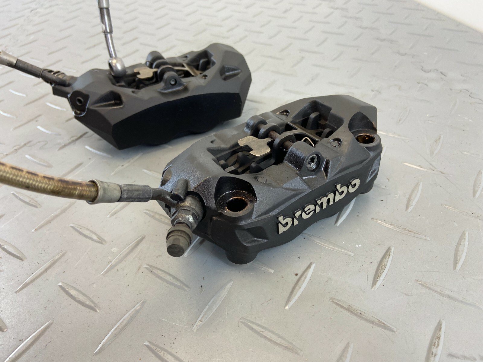 BMW R1200 GS K50 K51 2016 FRONT BRAKE CALIPERS PAIR SYSTEM BRAKE HOSE BREMBO N2 - Image 4