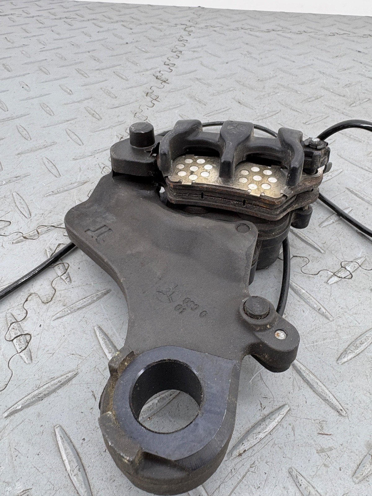 HUSQVARNA NORDEN 901 2022 REAR BRAKE CALIPER - Image 8