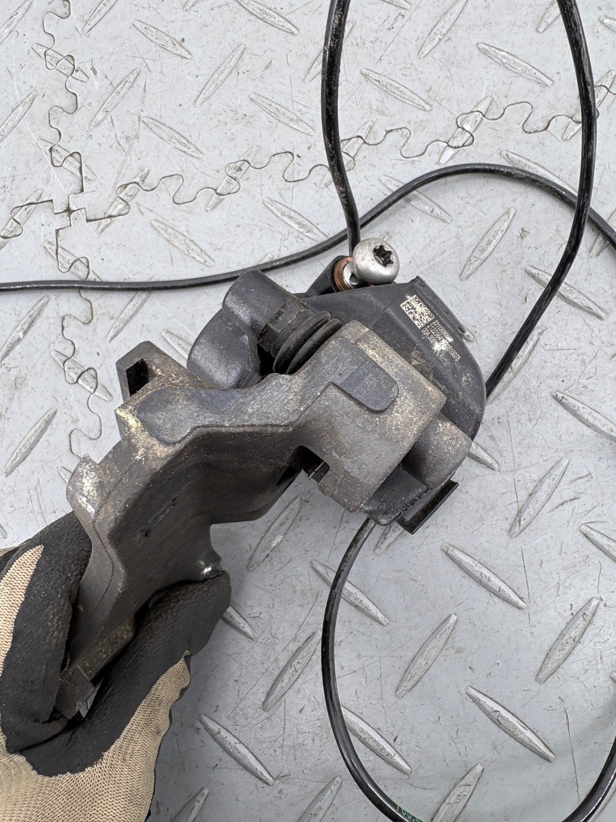 HUSQVARNA NORDEN 901 2022 REAR BRAKE CALIPER - Image 11