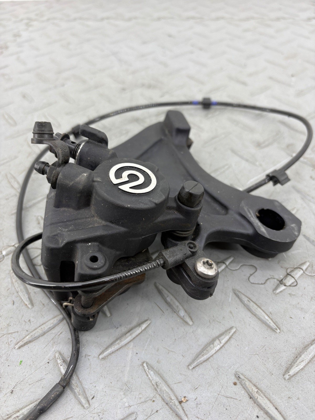 TRIUMPH STREET TRIPLE 765 RS 2017 REAR BRAKE CALIPER - Image 3