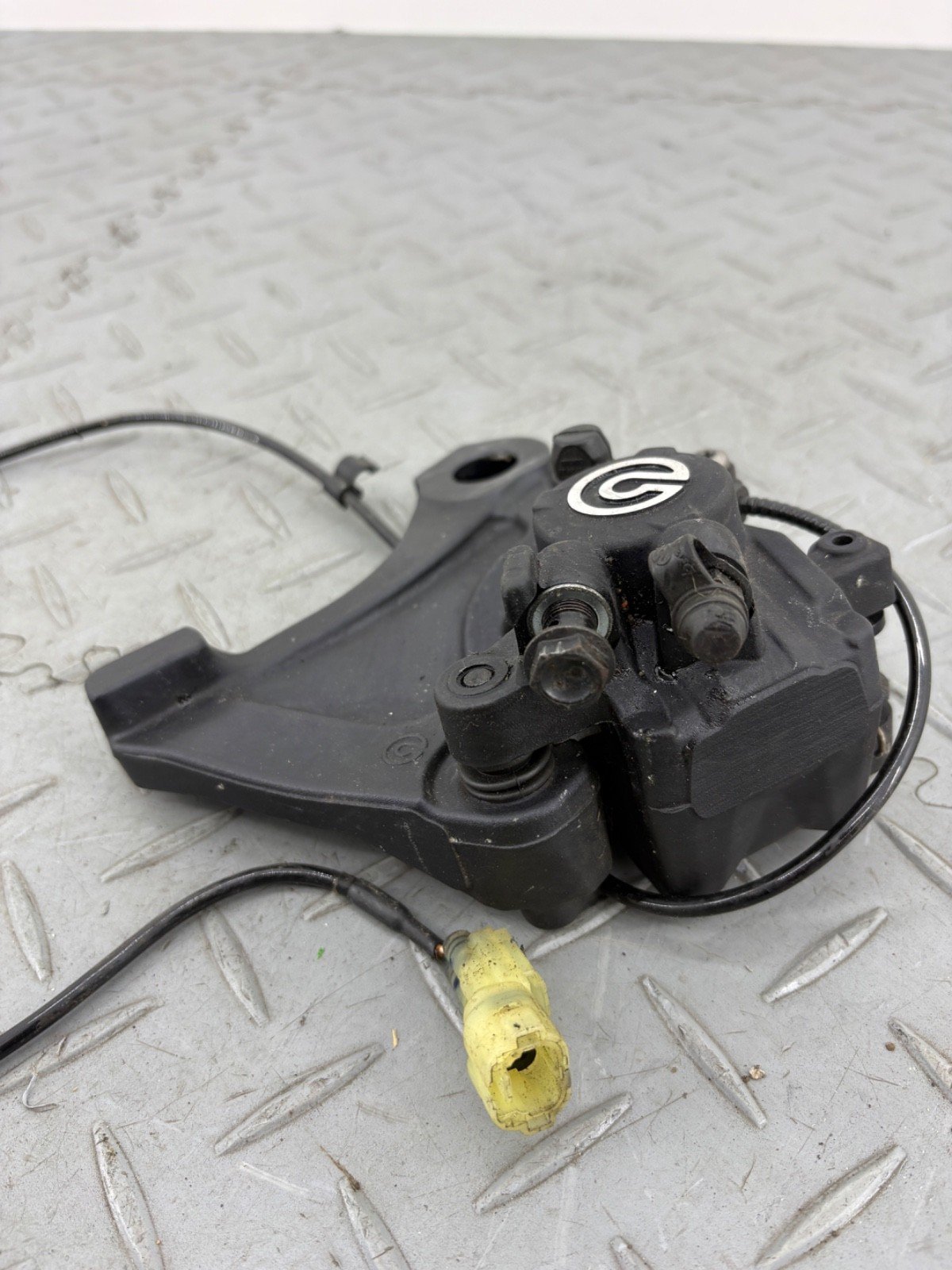 TRIUMPH STREET TRIPLE 765 RS 2017 REAR BRAKE CALIPER - Image 4