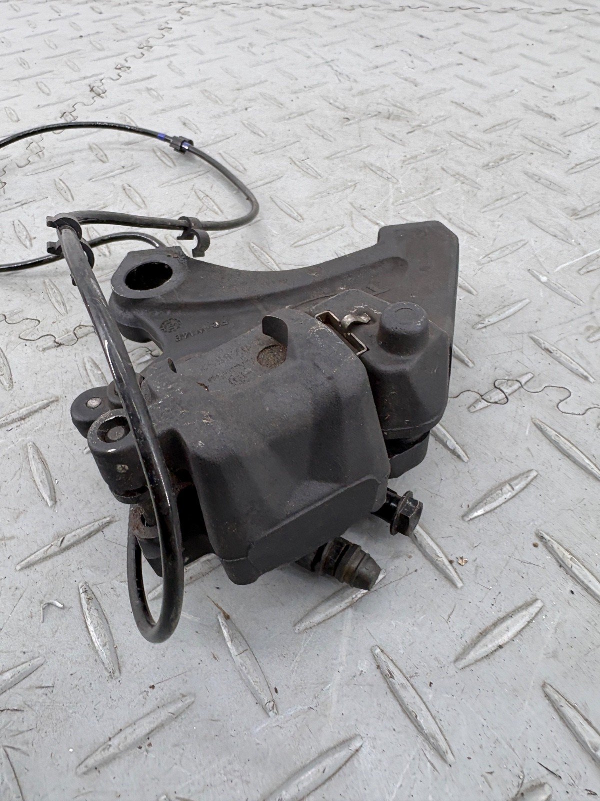 TRIUMPH STREET TRIPLE 765 RS 2017 REAR BRAKE CALIPER - Image 10