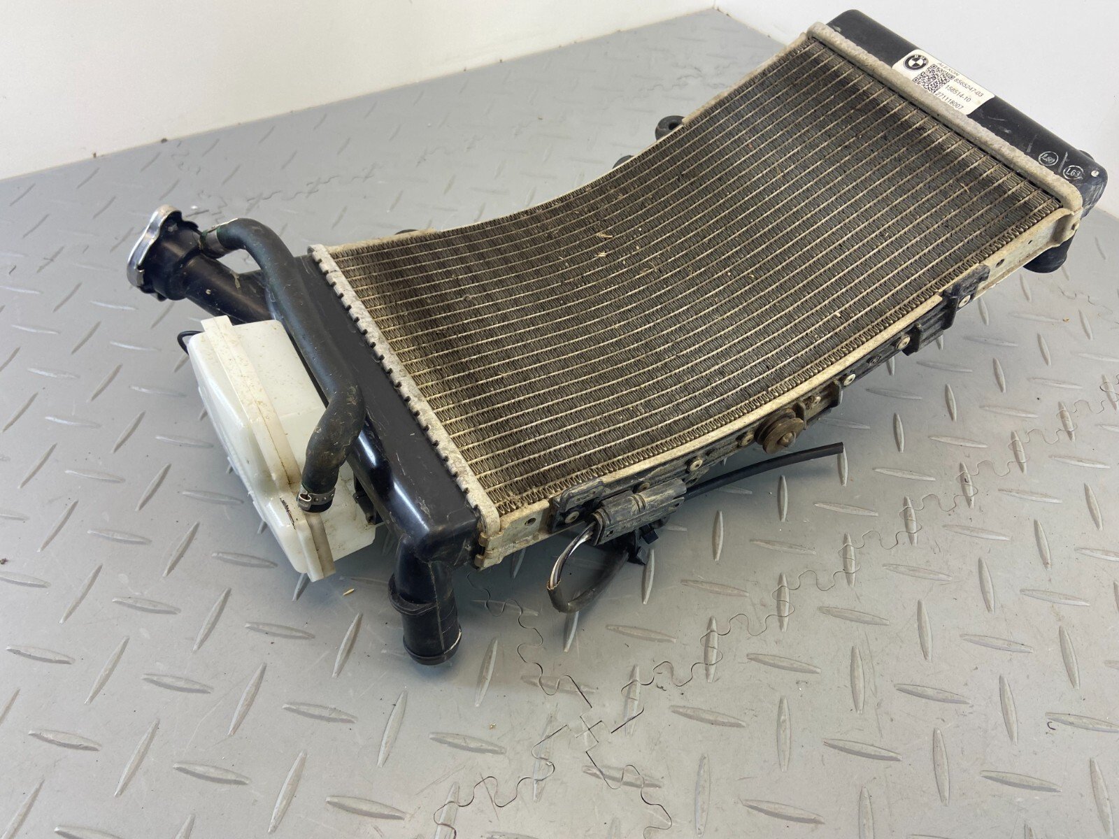 BMW F850GS WATER RADIATOR COOLER & FAN 8565247 - Image 2