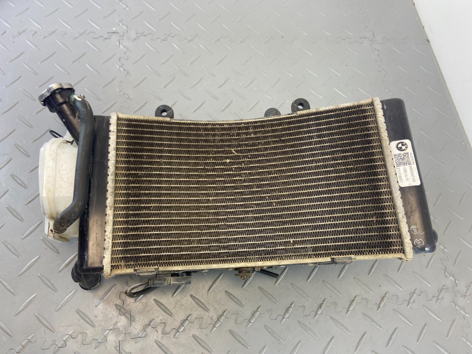 BMW F850GS WATER RADIATOR COOLER & FAN 8565247 - Image 4
