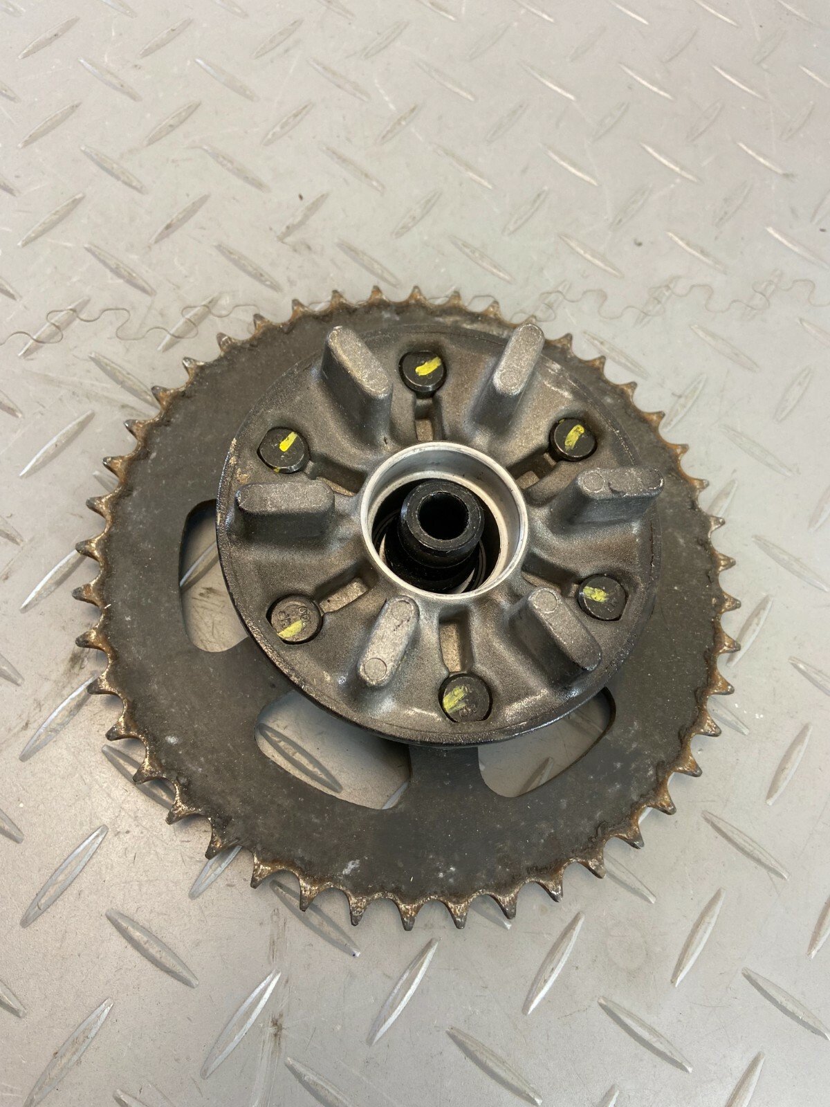 KTM DUKE 390 2019 REAR SPROCKET CARRIER - Image 3