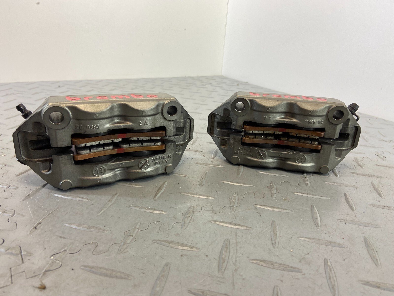 TRIUMPH SPEED TRIPLE 1050 RS 2019 FRONT BREMBO BRAKE CALIPERS PAIR RIGHT & LEFT - Image 7