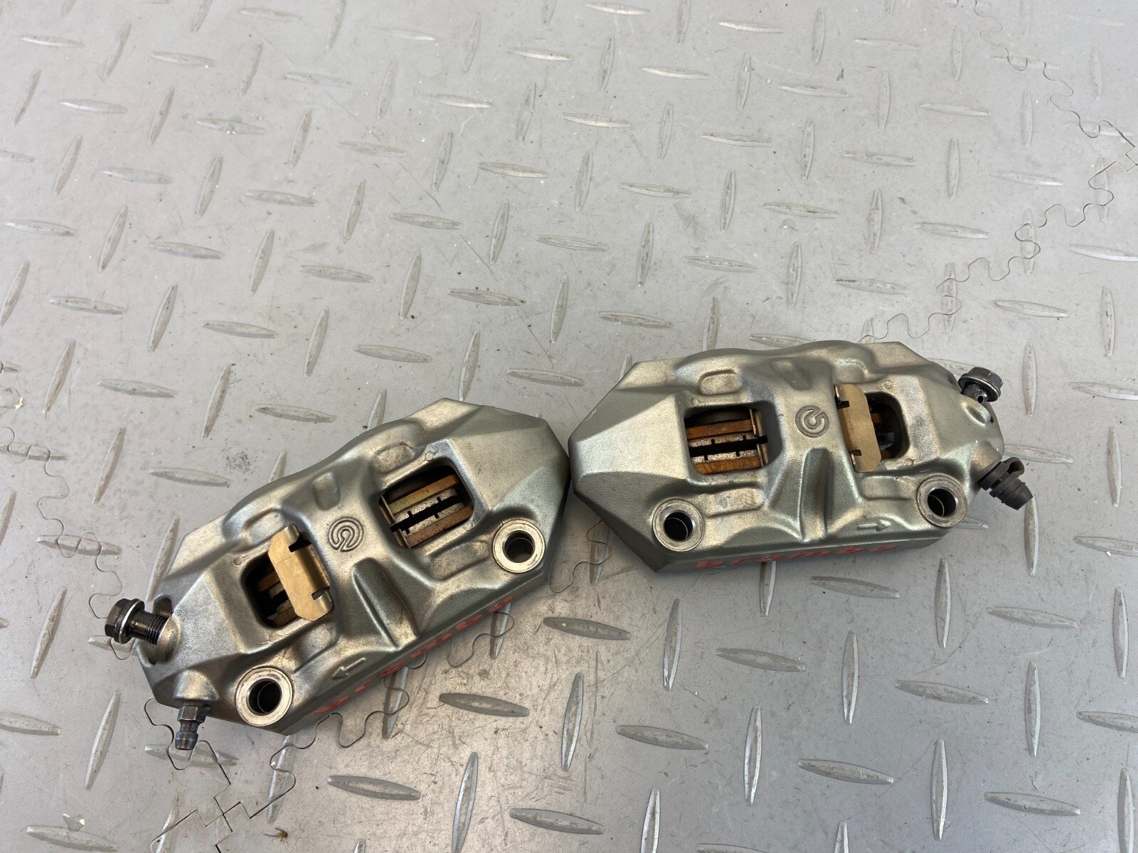 TRIUMPH SPEED TRIPLE 1050 RS 2019 FRONT BREMBO BRAKE CALIPERS PAIR RIGHT & LEFT - Image 8