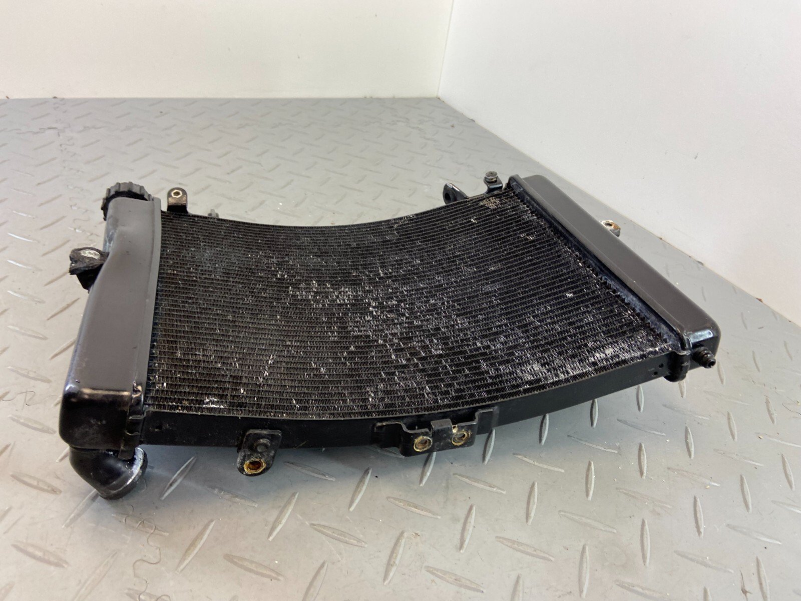 KTM SUPER DUKE 1290 R 2018 RADIATOR WATER COOLER (DAMADGED) 61635010200 - Image 12