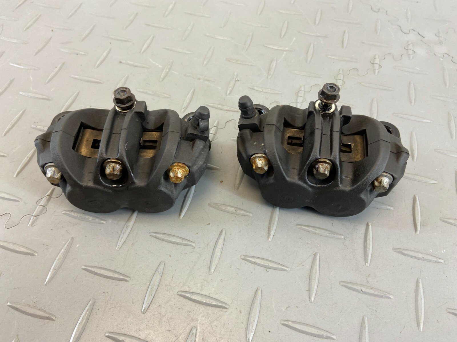 HONDA CRF1000 ADVENTURE SPORTS AFRICA TWIN 2019 FRONT BRAKE CALIPERS PAIR RH LH - Image 9