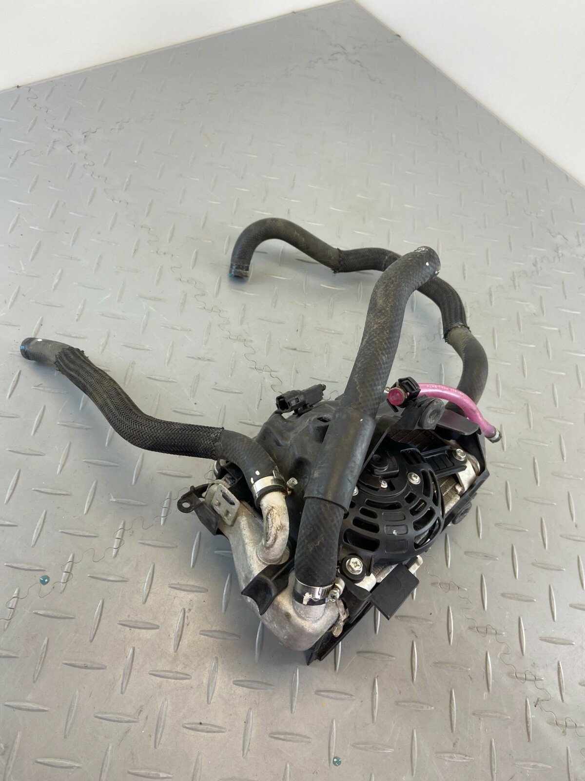 HONDA CRF1000 L DCT AFRICA TWIN 2018 LEFT SIDE LH RADIATOR WATER COOLER & FAN - Image 3
