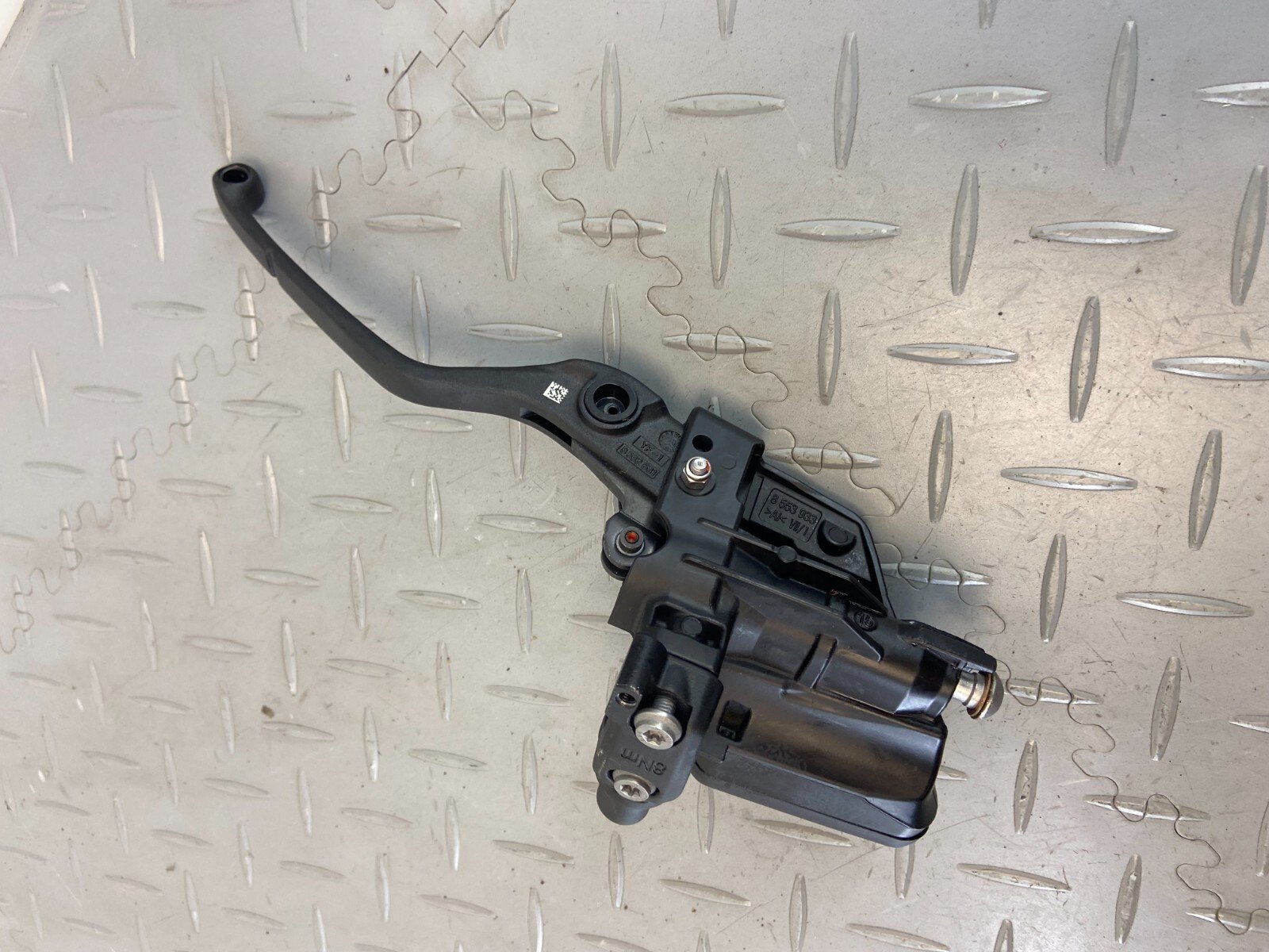 BMW R1250GS GSA LC K50 K51 2020 FRONT BRAKE MASTER PUMP CYLINDER LEVER - Image 8