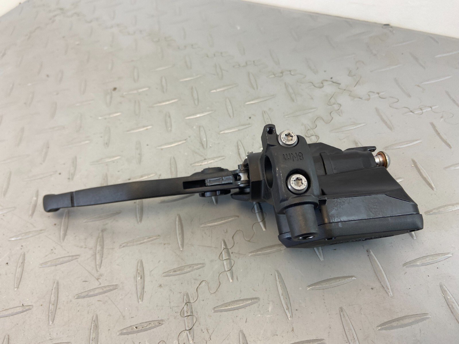 BMW R1250GS GSA LC K50 K51 2020 FRONT BRAKE MASTER PUMP CYLINDER LEVER - Image 12