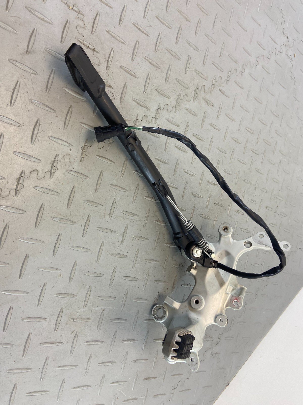 DUCATI MULTISTRADA V4S 1299 2020 LEFT DRIVER FRONT FOOTREST PEG KICKSTAND STAND - Image 4