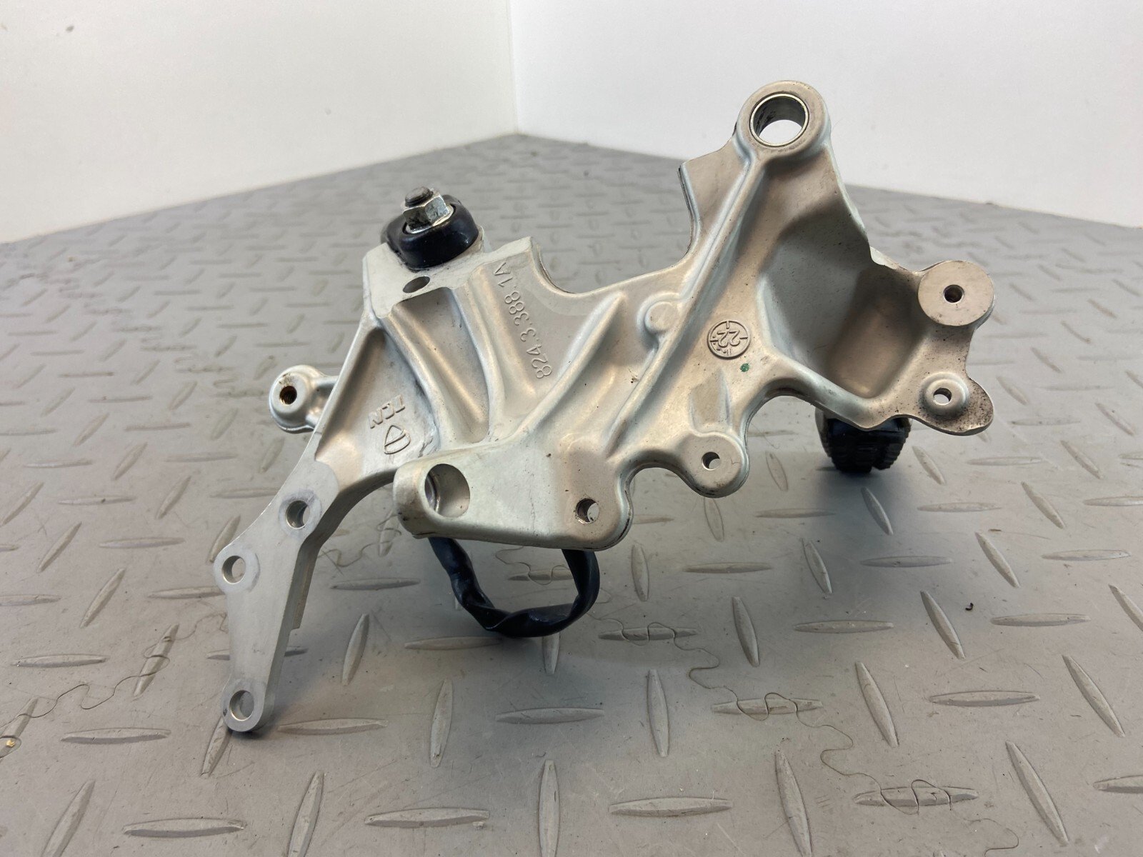 DUCATI MULTISTRADA V4S 1299 2020 LEFT DRIVER FRONT FOOTREST PEG KICKSTAND STAND - Image 10