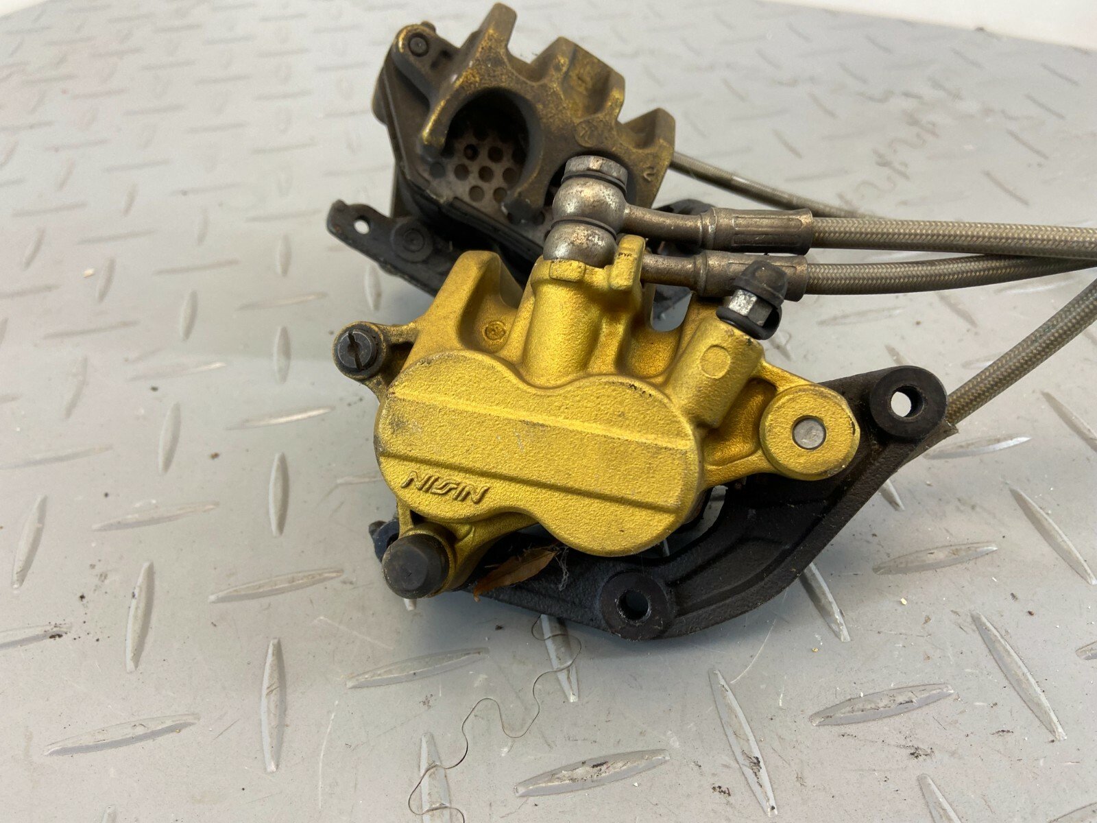 TRIUMPH STREET TRIPLE 675 2007 FRONT BRAKE CALIPERS NISSIN PAIR RIGHT & LEFT - Image 5