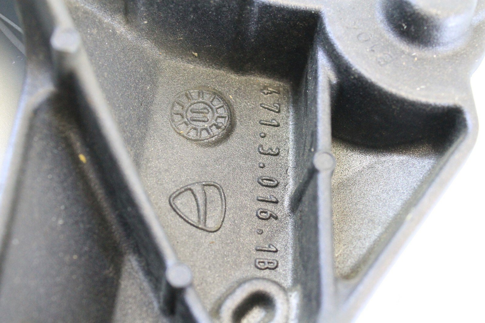 DUCATI MULTISTRADA 2012 1200 LEFT LH FRAME SUPPORT BRACKET MOUNT FOOT REST - Image 7