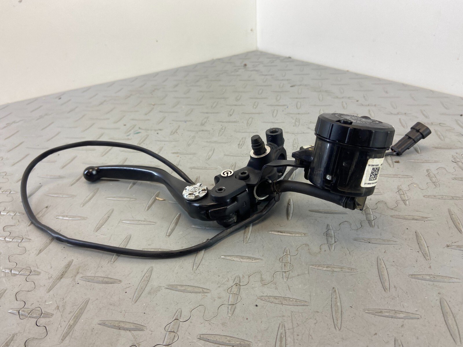 KTM SUPER ADVENTURE 1290 2021 2022 FRONT BRAKE MASTER PUMP & LEVER BREMBO - Image 3