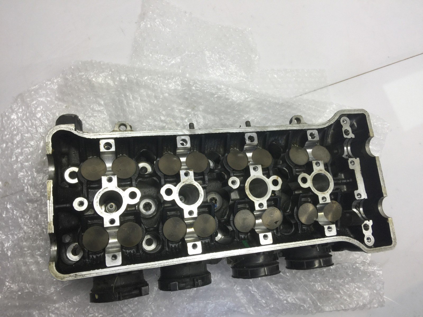 Honda CB1000R 2009 CYLINDER HEAD (FOR PARTS) - Image 2