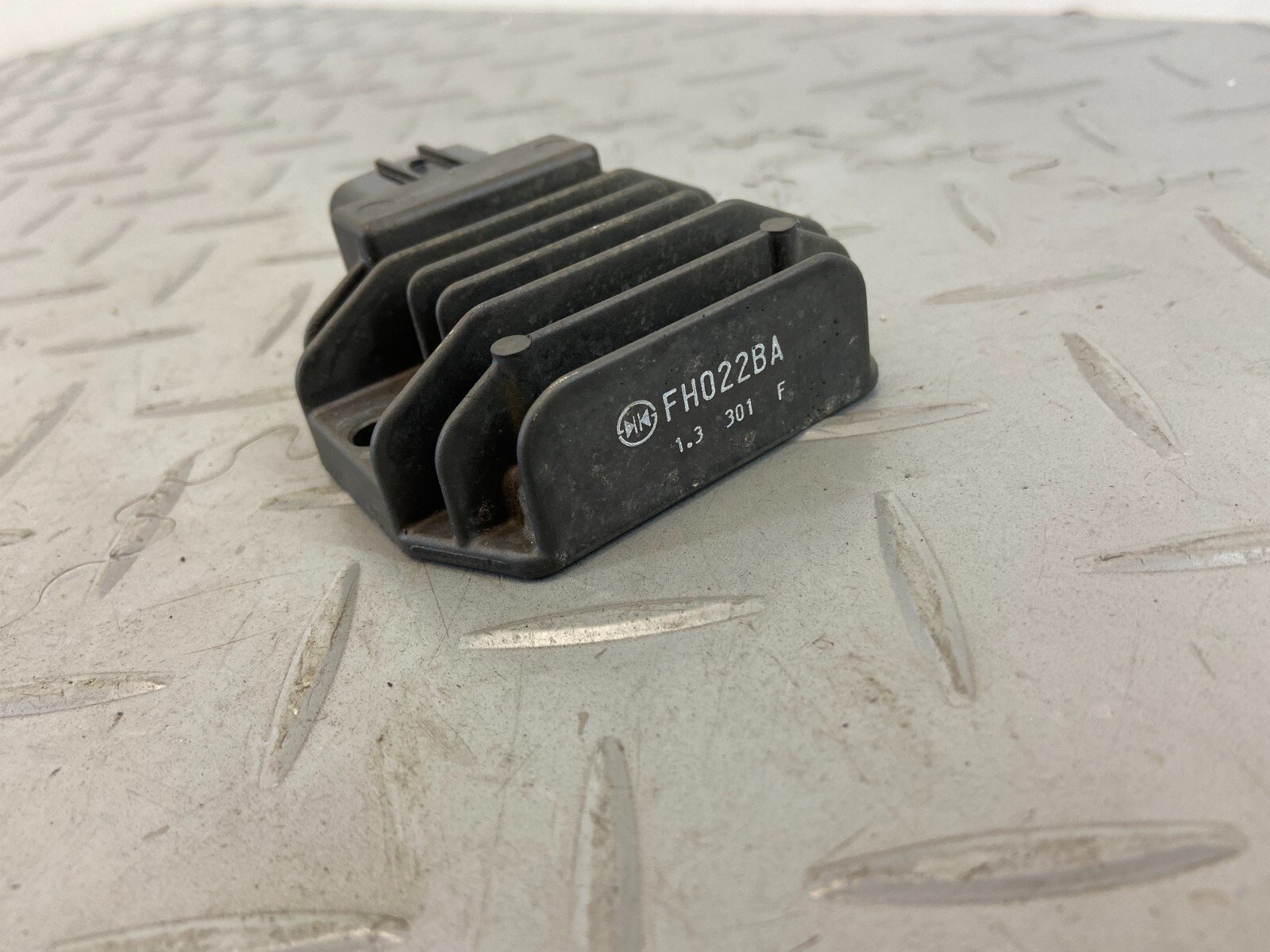 YAMAHA TRACER 9 GT MT-09 MT 09 2021 VOLTAGE REGULATOR RECTIFIER FH022BA - Image 4