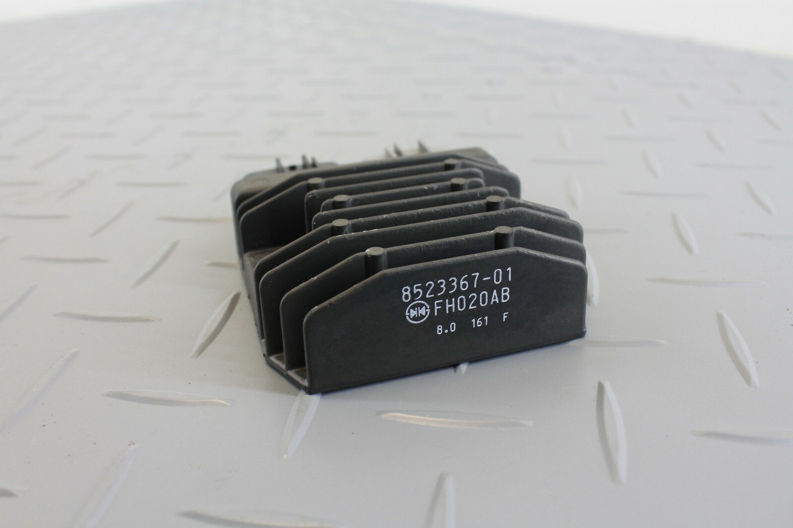 BMW R1200GS 2016 K50 K51 VOLTAGE REGULATOR RECTIFIER FH020AB - Image 3