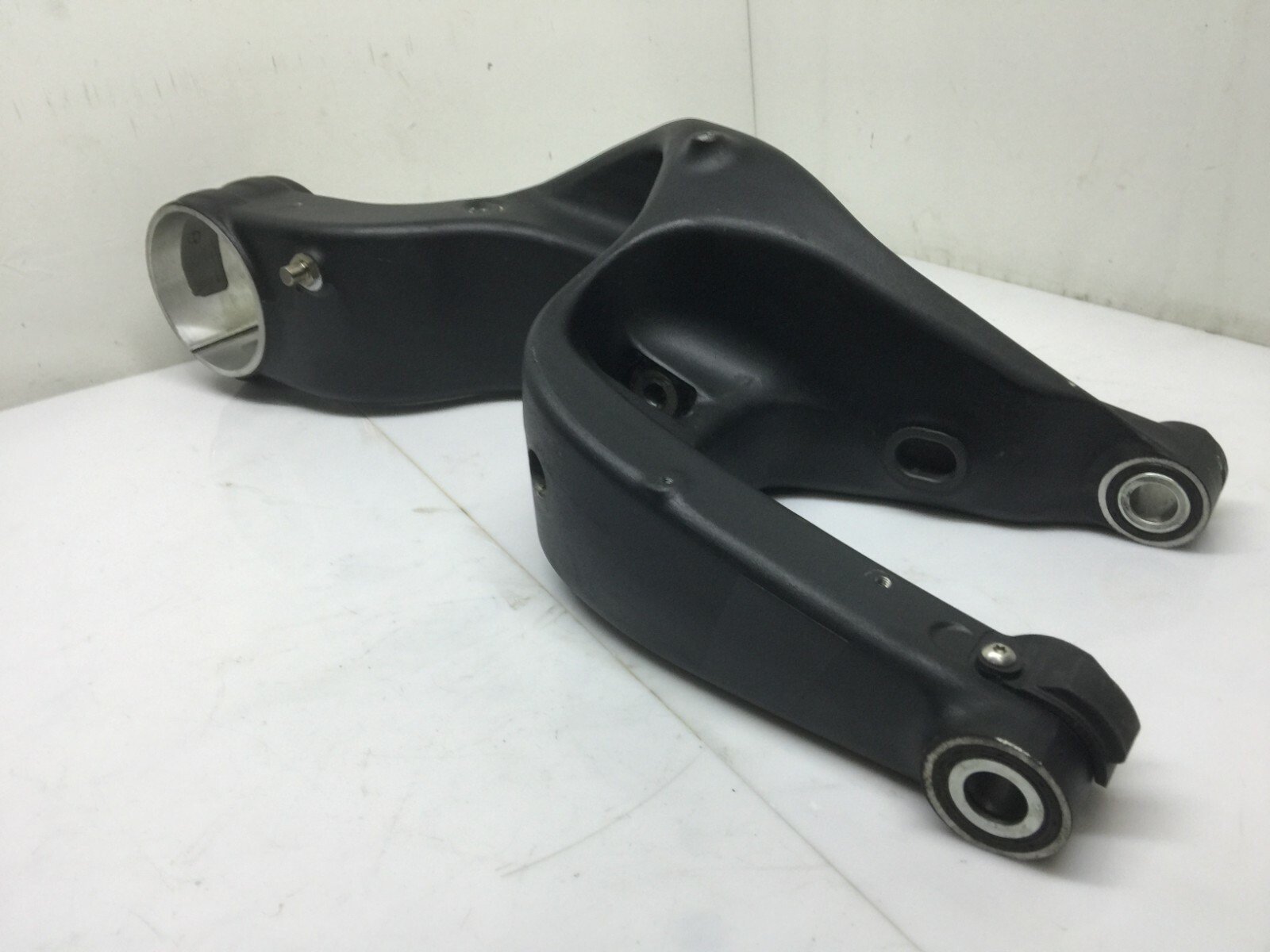 KTM SUPERDUKE 1290 GT 2017 SWING ARM SWINGING ARM SWINGARM - Image 3