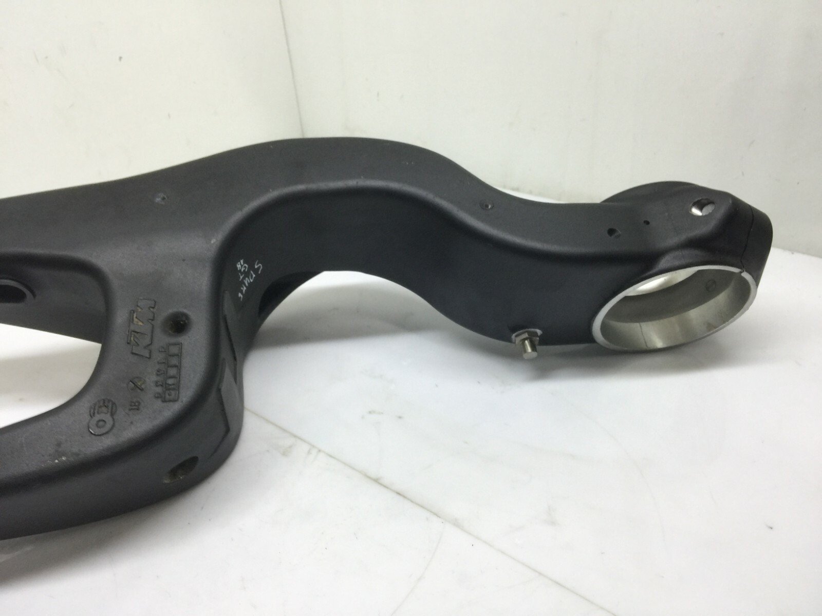KTM SUPERDUKE 1290 GT 2017 SWING ARM SWINGING ARM SWINGARM - Image 12