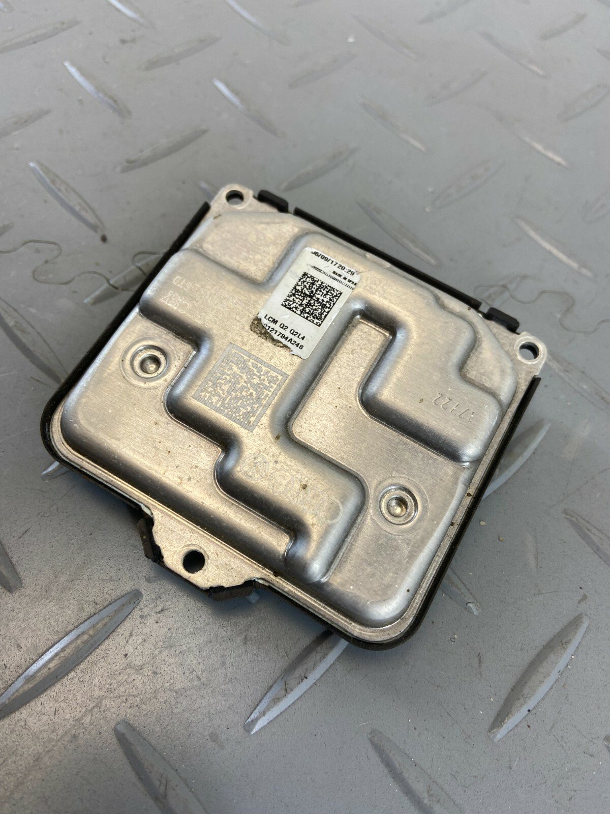 AUDI Q2 VW SKODA HEADLIGHT BALLAST CONTROL UNIT MODULE 8S0907397C - Image 5