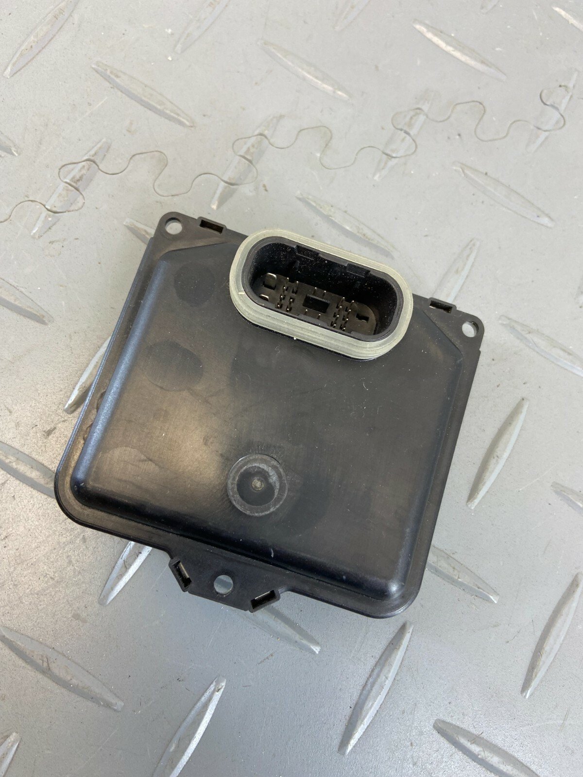 AUDI Q2 VW SKODA HEADLIGHT BALLAST CONTROL UNIT MODULE 8S0907397C - Image 8