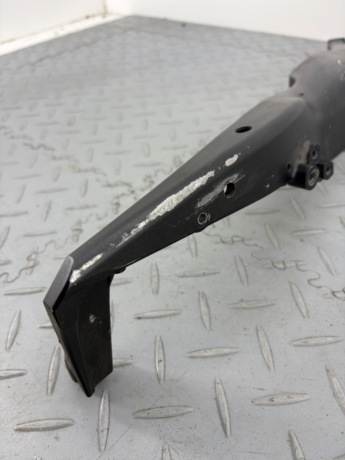 HONDA CBR1000RR 2014 REAR LEFT SUBFRAME MOUNT MFLAL2 - Image 3