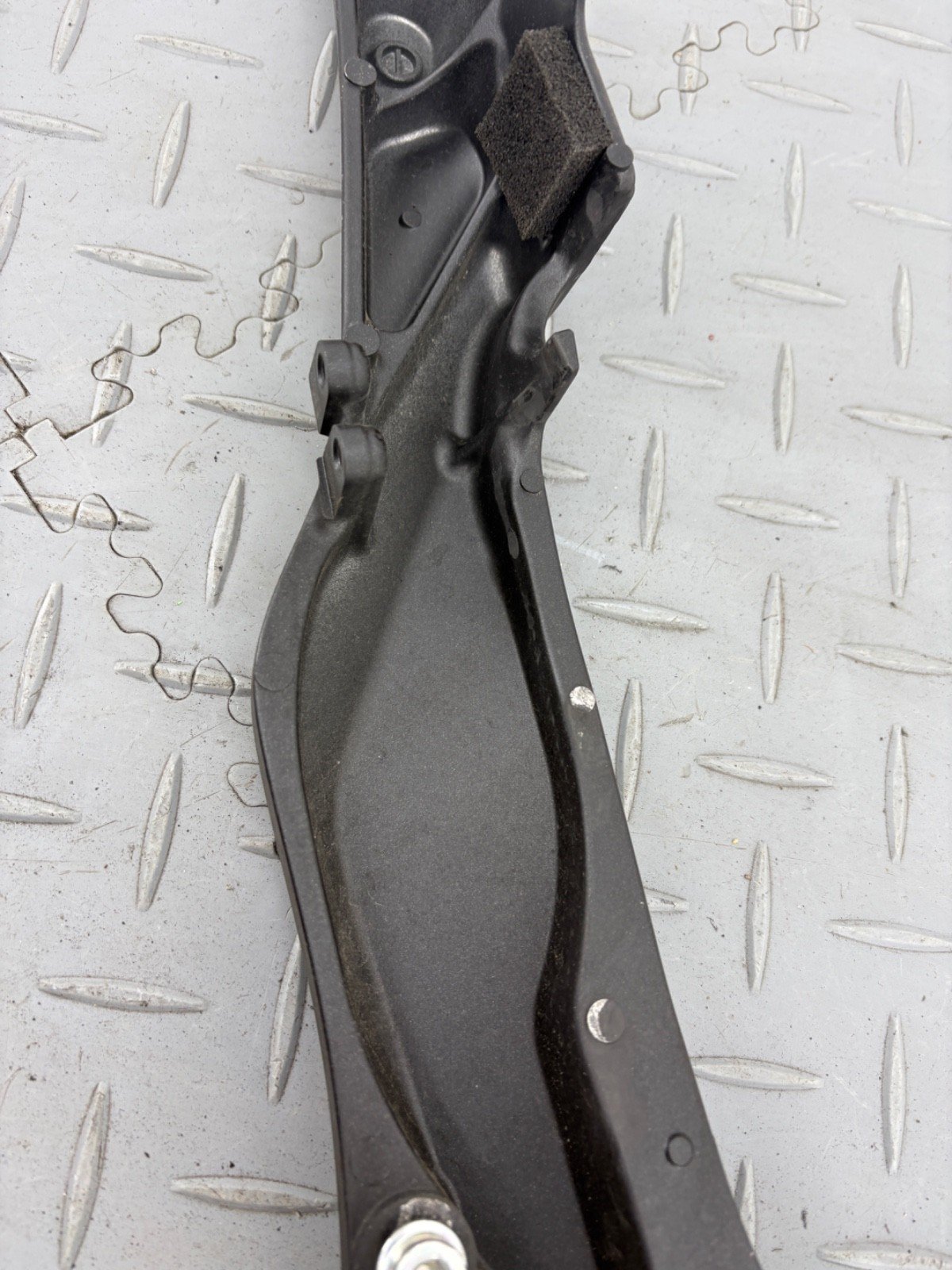 HONDA CBR1000RR 2014 REAR LEFT SUBFRAME MOUNT MFLAL2 - Image 15