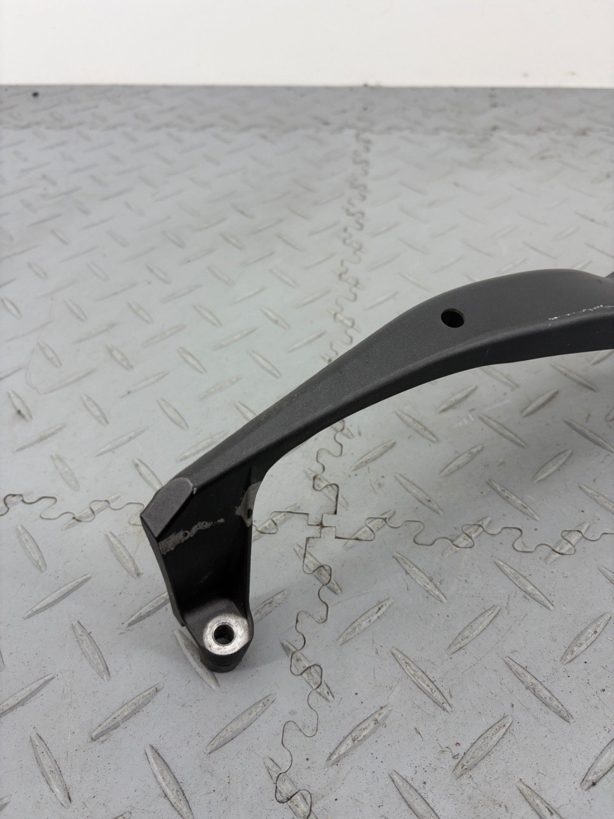 HONDA CBR1000RR 2014 REAR RIGHT SUBFRAME MOUNT MFLAR2 - Image 2