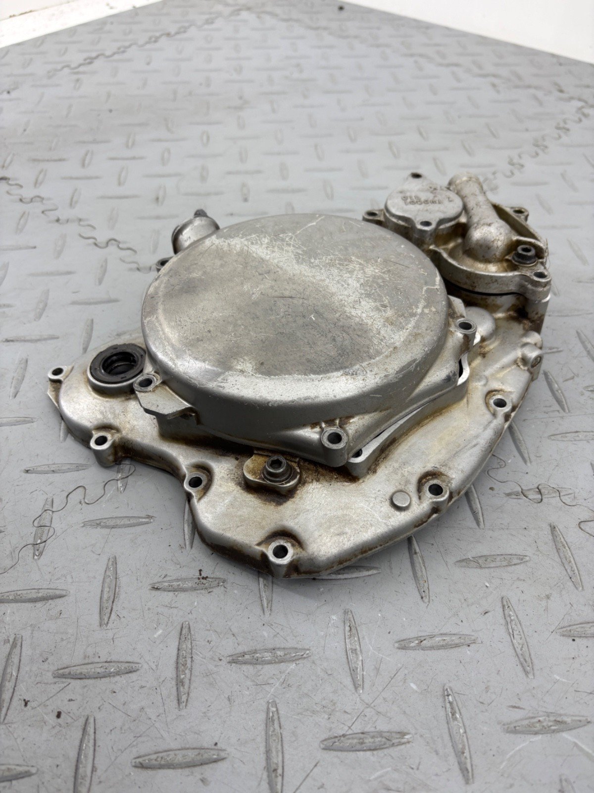 SUZUKI RMZ 250 2007 RIGHT SIDE ENGINE CLUTCH COVER - Image 4